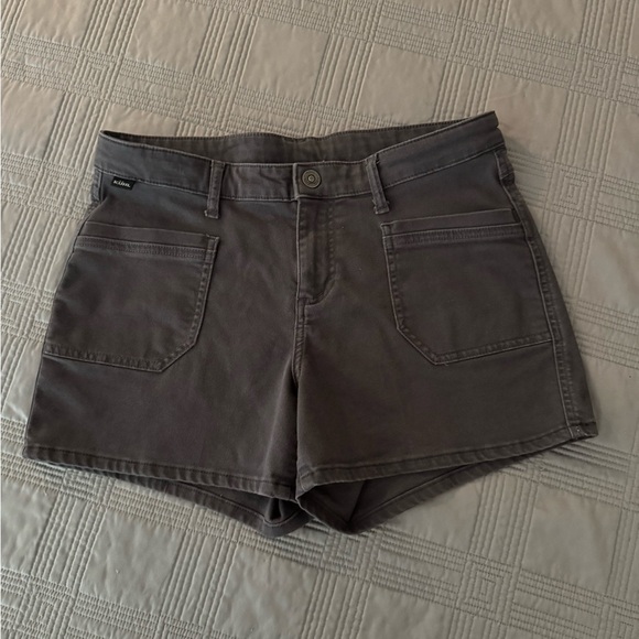 Kuhl Kontour 4” Pavement Gray Women's Hiking Shorts Size 10 - Picture 2 of 16